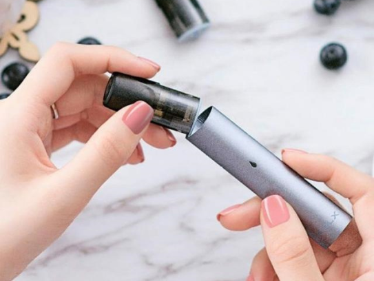 悦刻绕指轻舞口味评测：劲头大	、击喉感强